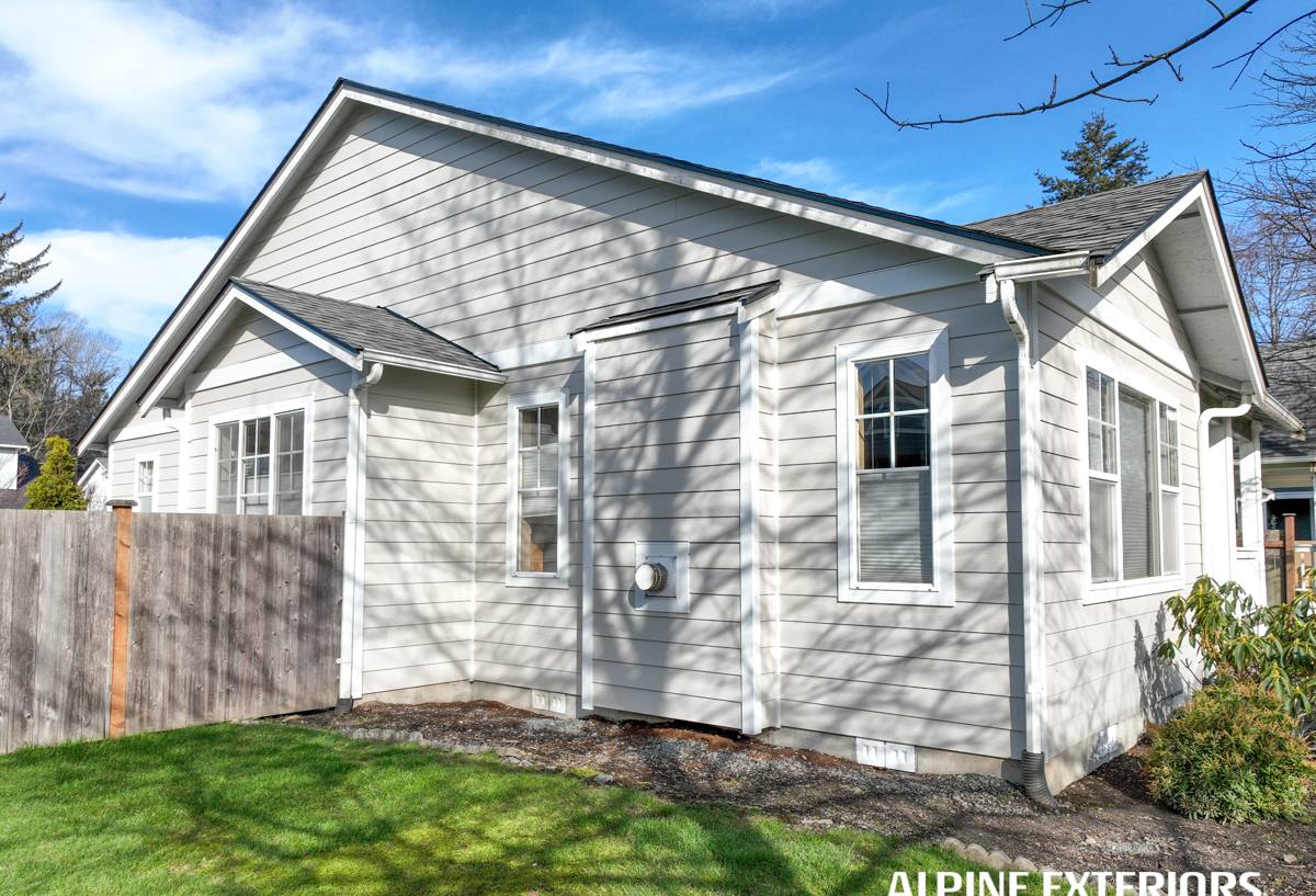Blaine Siding Company lap siding in Blaine, WA